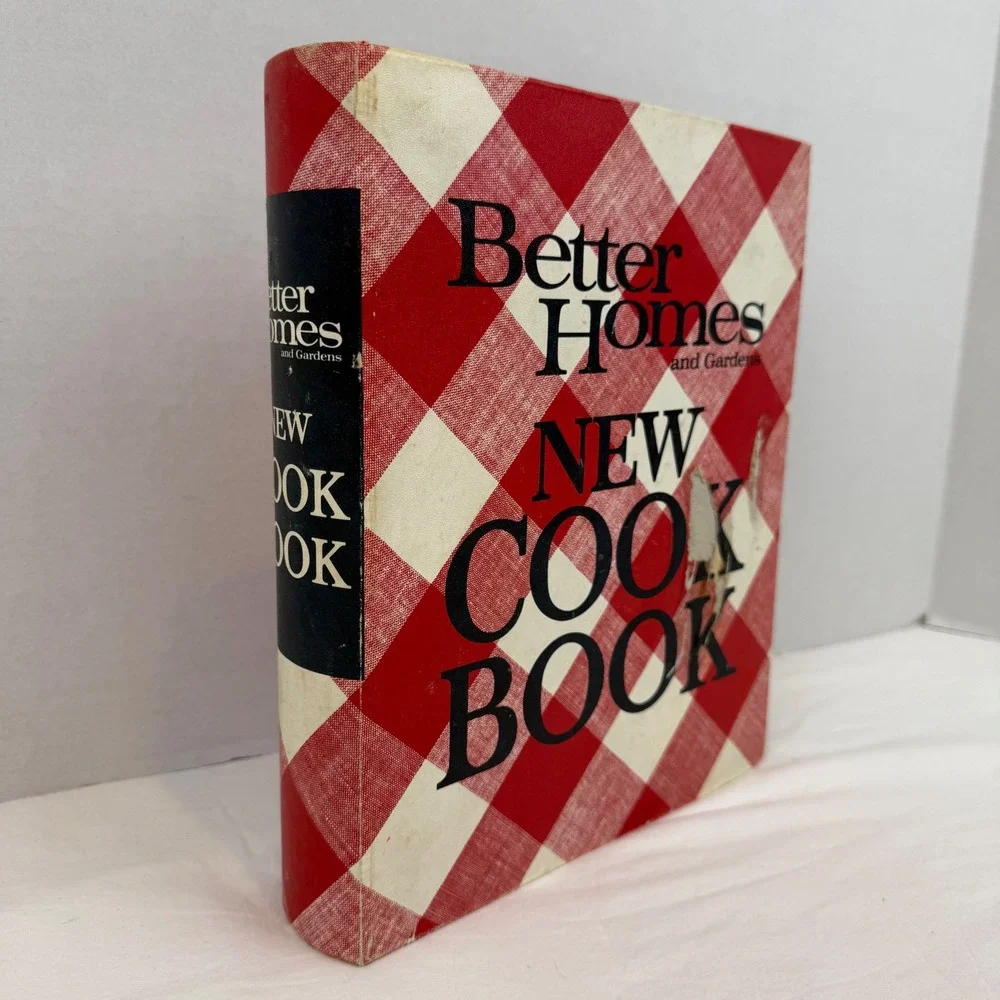 Better Homes‎ and Gardens New Cook Book Vintage Red Gingham 5 Ring Binder 1970s